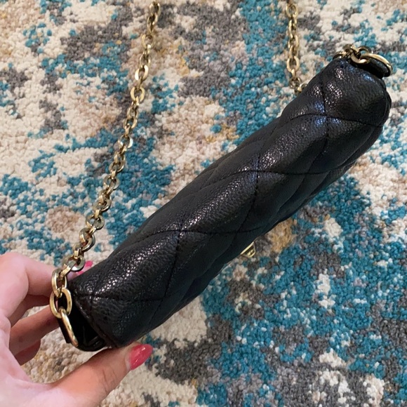 Banana Republic quilted purse with chain - Picture 5 of 11